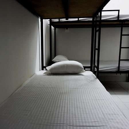 Pause Hostel 구와하티 외부 사진