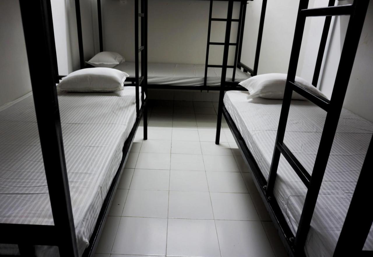 Pause Hostel 구와하티 외부 사진